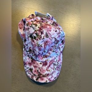 Lululemon hat